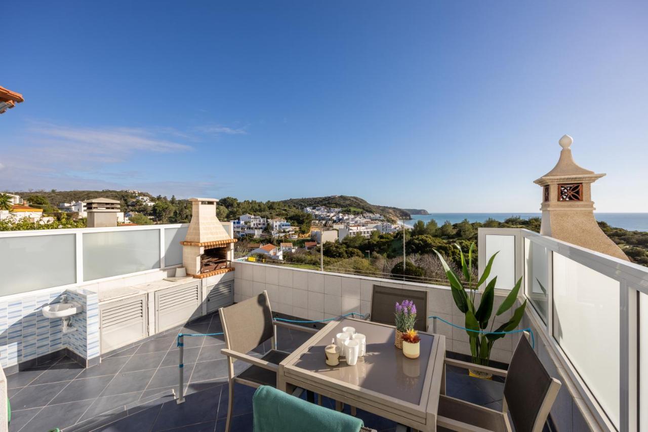 Bay View Townhouse Villa Salema Eksteriør billede